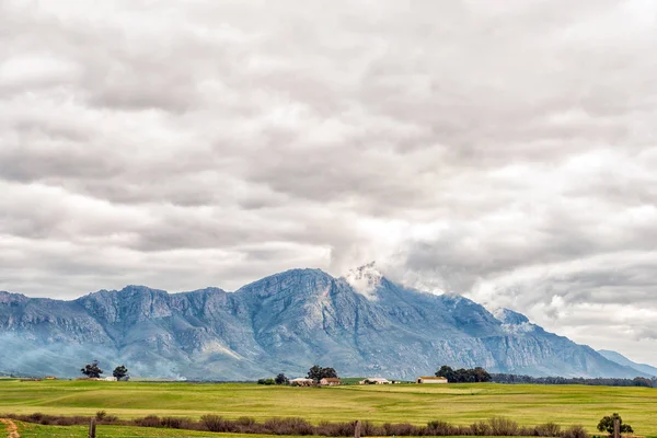 Piketberg 南アフリカ 2018 Piketberg とヨハネスブルグ西ケープ州でのファーム風景 — ストック写真