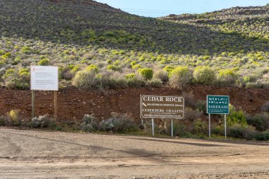 Matjiesrivier, Güney Afrika, 27 Ağustos 2018: bilgi panoları kırmızı Cederberg Park Matjiesrivier Cederberg dağlarda adlı girişinde