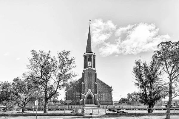 Scène de rue avec les Néerlandais réformés à Fraserburg. Monochrome — Photo