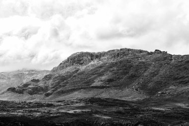Kar ve Wolfberg çatlaklar Cederberg dağlarda görülebilir