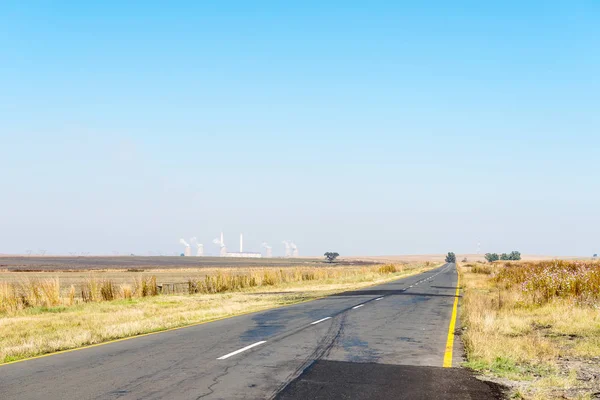 Road R35 landscape  between Standerton and Bethal — Stock Photo, Image