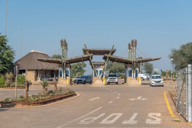 Timsah Köprüsü Kruger Milli Parkı giriş kapısı