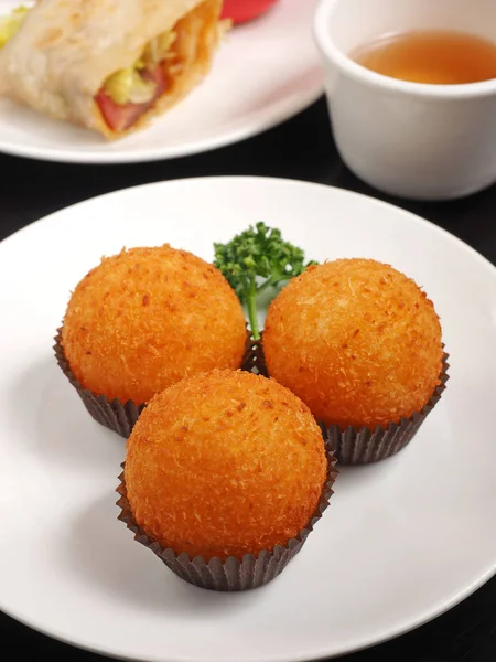 Golden Custard Balls Stuff Custard Lava Plate — Stock Photo, Image