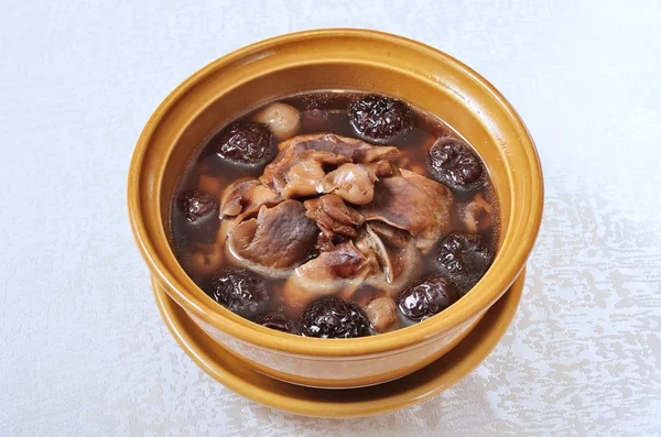 黒の日付 と豚肉の胃のスープは人気台湾料理 — ストック写真