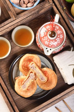 Tayvan geleneksel kek - Taro kek  