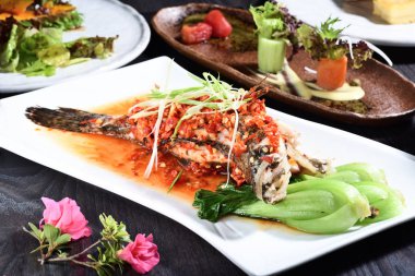 Balık biber biber, haşlanmış Çin yemeği