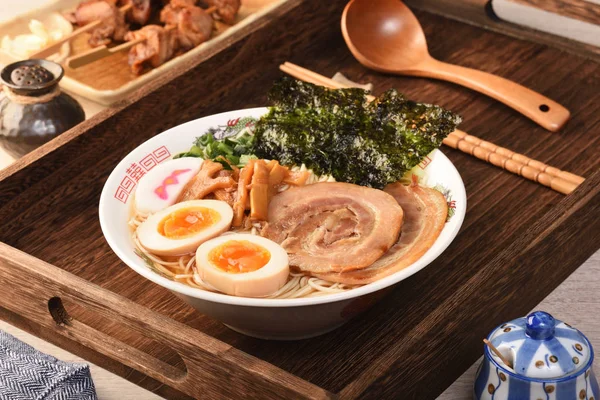 Japanische Ramen Nudeln Sojasauce Aromatisierte Suppe — Stockfoto