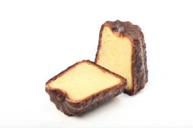 Fransız confectiony, Canele pasta beyaz arka plan üzerinde    