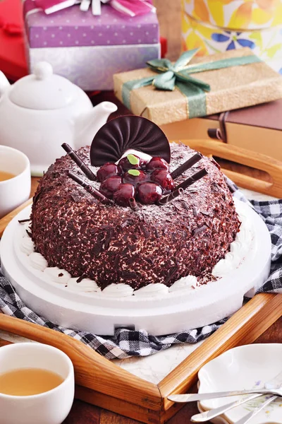 Chocoladetaart Met Bosbes Het Verjaardagsfeestje — Stockfoto