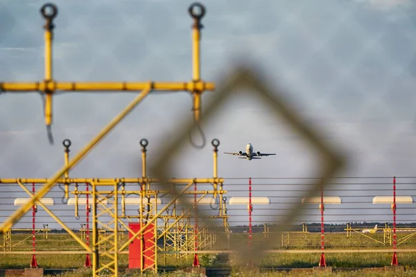 Traffic Airport Airplane Take Landing Lights View Fence — Stock Photo, Image