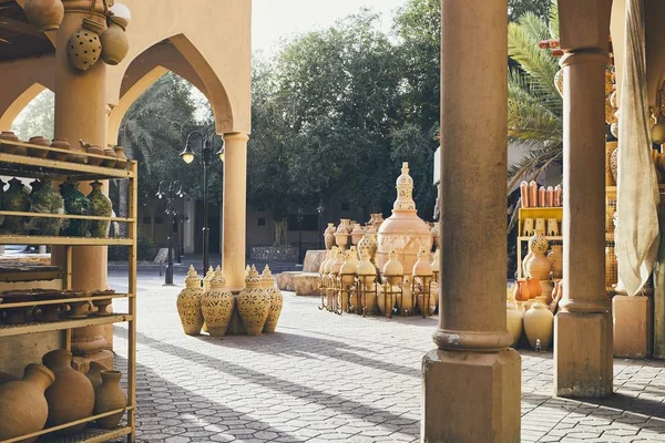 Cerámica Venta Zoco Tradicional Calle Ciudad Nizwa Sultanato Omán —  Fotos de Stock