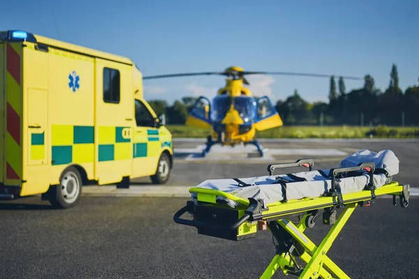 Servizio medico di emergenza — Foto Stock