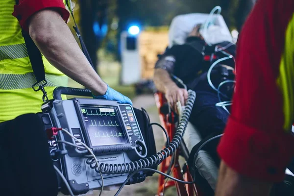 Team of emergency medical service — Stock Photo, Image