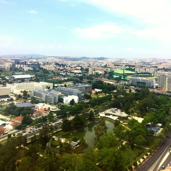 Lizbon, Portekiz, Avrupa şehir manzarası havadan görünümü