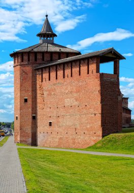 Kolomna Kremlin, cepheli kuleye bakış adını yönlü form nedeniyle alınan