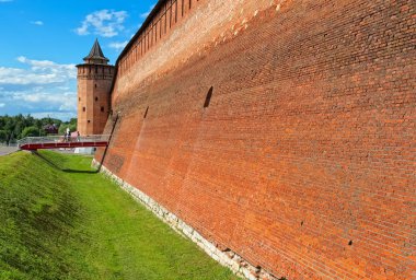 Kolomna, Rusya - 9 Haziran 2018: Görünüm Kolomna Kremlin ve Marinkina Kulesi (1525-1531), duvar parçasının Simgesel Yapı