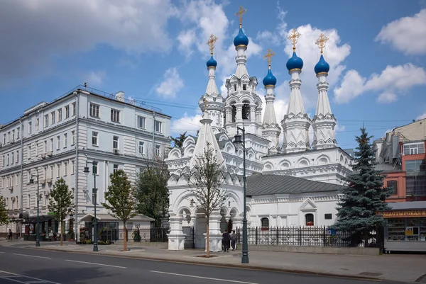 Iglesia de la Natividad de la Virgen en Putinkakh — Foto de Stock