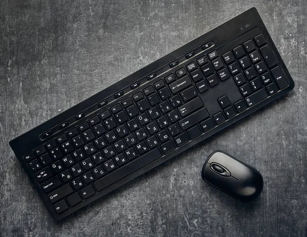 Teclado Inalámbrico Del Ordenador Ratón Sobre Fondo Gris Cerca Estilizan — Foto de Stock