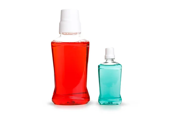 Vermelho e azul água boca lavar isolar no fundo branco, inclu — Fotografia de Stock
