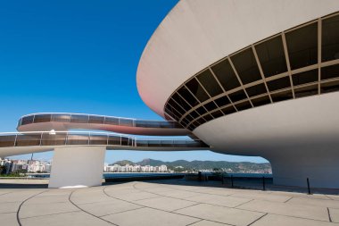 Niteroi, Rio de Janeiro, Brezilya - 22 Ekim 2018: Oscar Niemeyers Çağdaş Sanat Müzesi, modern mimarisinin şaheseri