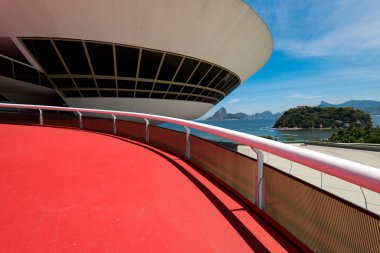 Niteroi, Rio de Janeiro / Brezilya - 31 Ekim 2018: Oscar Niemeyers Çağdaş Sanat Müzesi, modern mimarisinin şaheseri inşa 1996 yılında.