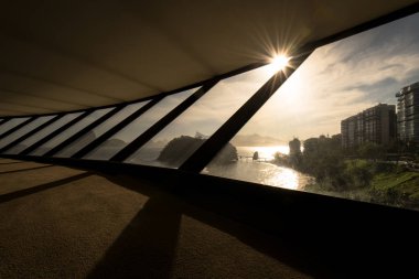Niteroi, Rio de Janeiro / Brezilya - 31 Ekim 2018: içinde Oscar Niemeyer Niteroi Çağdaş Sanat Müzesi.