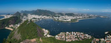 Bir Guanabara Körfezi Rio de Janeiro, Brezilya için havadan görünümü 