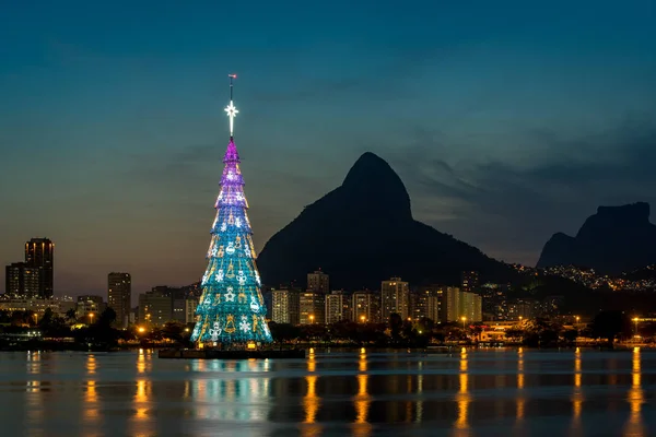 Río Janeiro Brasil Diciembre 2018 Árbol Navidad Medio Laguna Rodrigo — Foto de Stock