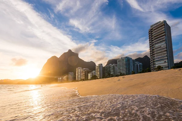Rio Janeiro Brasilia Tammikuu 2019 Lämmin Auringonlasku Copacabanassa Rio Janeiron — kuvapankkivalokuva