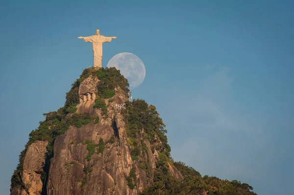 Rio Janeiro Brasil Maio 2019 Estátua Cristo Redentor Topo Montanha — Fotografia de Stock