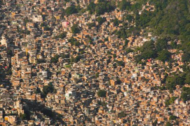 Rio de Janeiro 'daki Favela Rocinha' nın havadan görüntüsü, 100.000 Inhabintant içerir ve Brezilya 'nın en büyüğüdür.