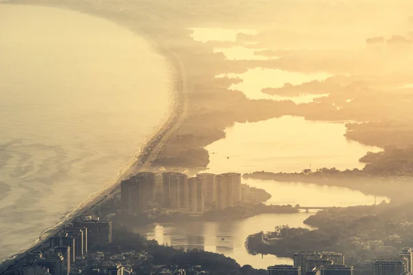 Vista Aérea Costa Río Janeiro Con Muchos Lagos Atardecer —  Fotos de Stock