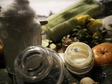 Doğal malzemeler ile tarz Organik Cilt Bakımı ilaçlar