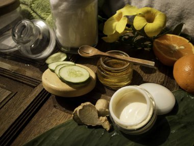 Doğal malzemeler ile tarz Organik Cilt Bakımı ilaçlar
