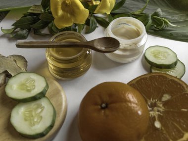 Doğal malzemeler ile tarz Organik Cilt Bakımı ilaçlar