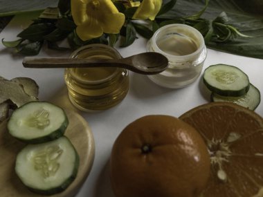 Doğal malzemeler ile tarz Organik Cilt Bakımı ilaçlar