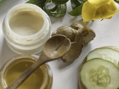 Doğal malzemeler ile tarz Organik Cilt Bakımı ilaçlar