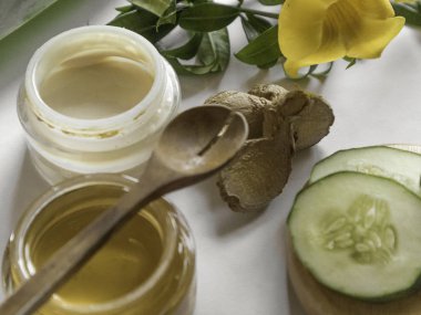 Doğal malzemeler ile tarz Organik Cilt Bakımı ilaçlar