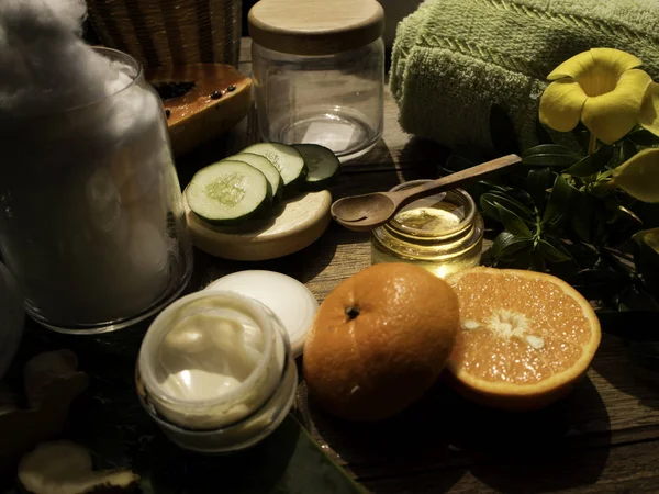 Doğal malzemeler ile tarz Organik Cilt Bakımı ilaçlar