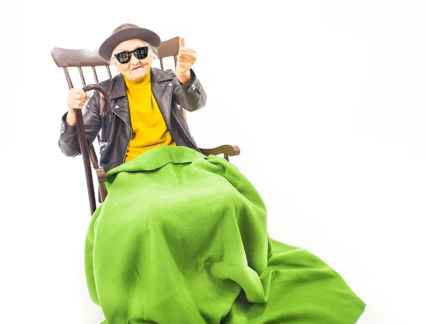 Old Woman Hat Sunglasses Sitting Chair Coverd Green Blacket — Stock Photo, Image