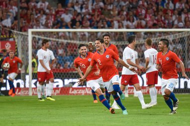 Poznan, Polonya. 8 Haziran, 2018. Uluslararası futbol dostluk maçı: Polonya v Şili 2:2. Sonra gol gol Miiko Albornoz (2) sevinç