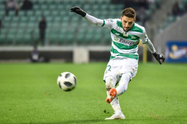 Wroclaw, Polonya - 30 Kasım 2018: Slask Wroclaw - Lechia Gdansk 0 Lehçe Loto Ekstraklasa maç maç: 2. Eylem Filip Mladenovic.