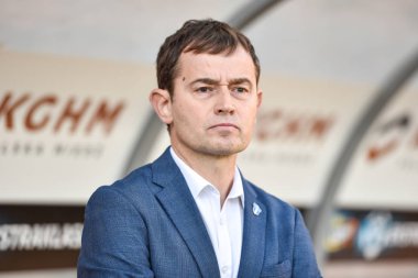 Lubin, Polonya - 21 Ekim 2018: Maç Lehçe Loto Ekstraklasa arasında Kghm Zaglebie Lubin - Wisla Plock 3:3. Resimde Jose Antonio Vicuna Direktör Wisla.