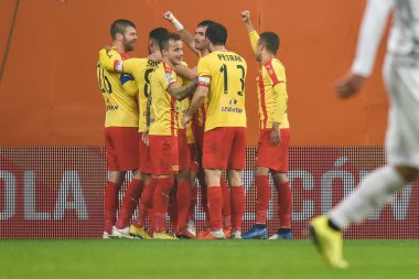 Lubin, Polonya - 04 Kasım 2018: Kghm Zaglebie Lubin - Korona Kielce 0 Lehçe loto Ekstraklasa maç maç: 1. Takım gol gol sonra Korona sevinç.
