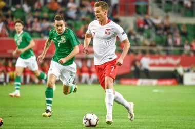 Wroclaw, Polonya - 11 Eylül 2018: Futbol dostluk maçı milli takımlar arasında Polonya - İrlanda 1:1. Eylem Arkadiusz Milik.