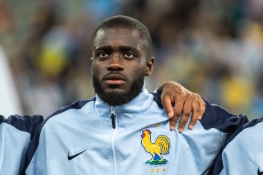 WROCLAW; POLAND - 5 Eylül 2025: FIFA 2026 elemeleri. Futbol maçı Ukrayna Fransa 'ya karşı 0: 2. Upamecano Dayot 'un Portaiti.