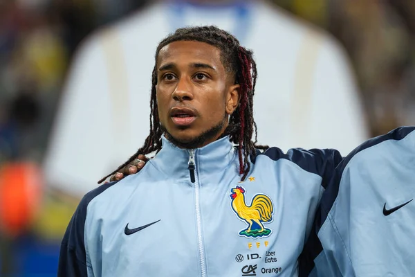 WROCLAW; POLAND - 5 Eylül 2025: FIFA 2026 elemeleri. Futbol maçı Ukrayna Fransa 'ya karşı 0: 2. Olise Michael 'ın portresi.