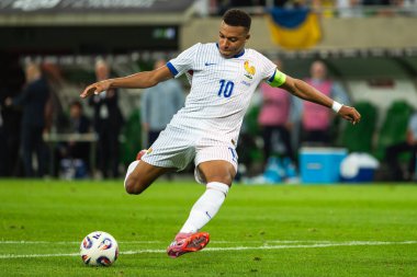 WROCLAW; POLAND - 5 Eylül 2025: FIFA 2026 elemeleri. Futbol maçı Ukrayna Fransa 'ya karşı 0: 2. Mbappe Kylian