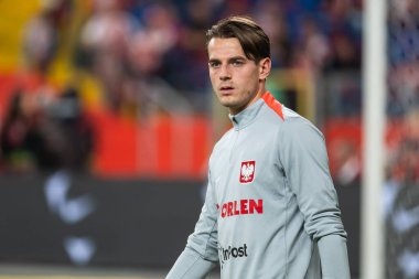 CHORZOW; POLAND - 7 Eylül 2025: FIFA 2026 elemeleri. Futbol maçı Polonya 'ya karşı Finlandiya. Jakub Kaminski 