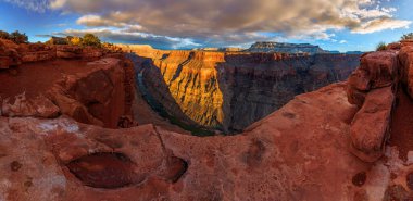 Raw beauty of the Grand Canyon clipart